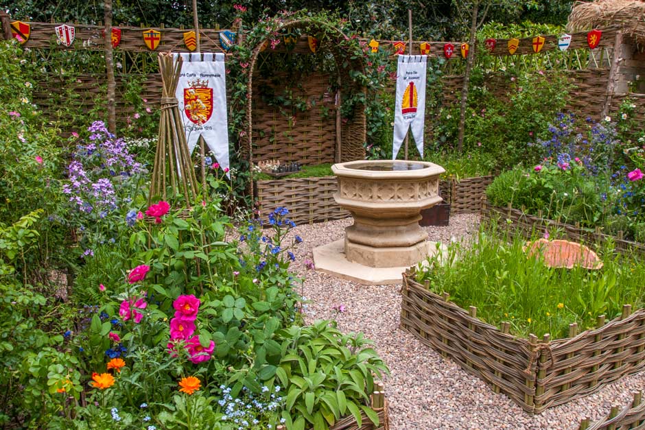 Runnymede-Surrey-Magna-Carta-800th-Anniversary-Garden-07_940x627